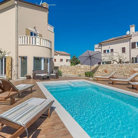 Villa Chiara *